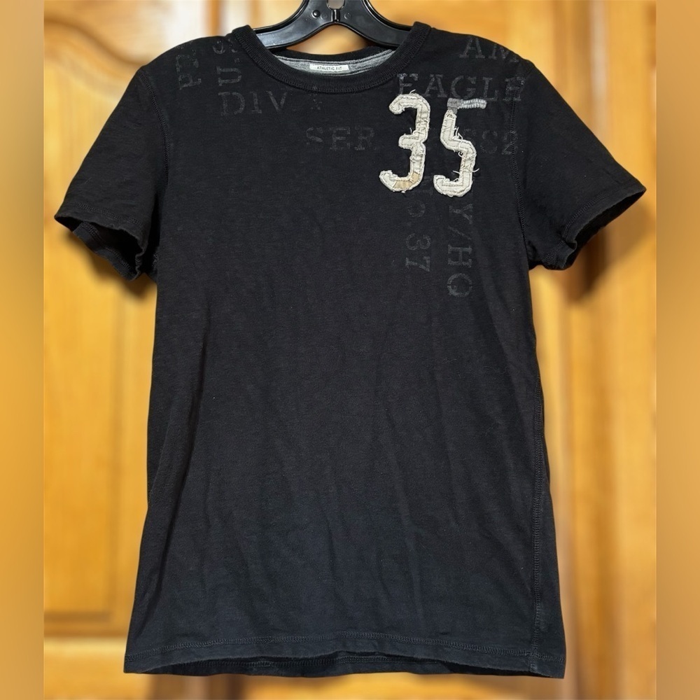 American Eagle Outfitters Black Short Sleeve Athletic Fit Tee Casual Small
